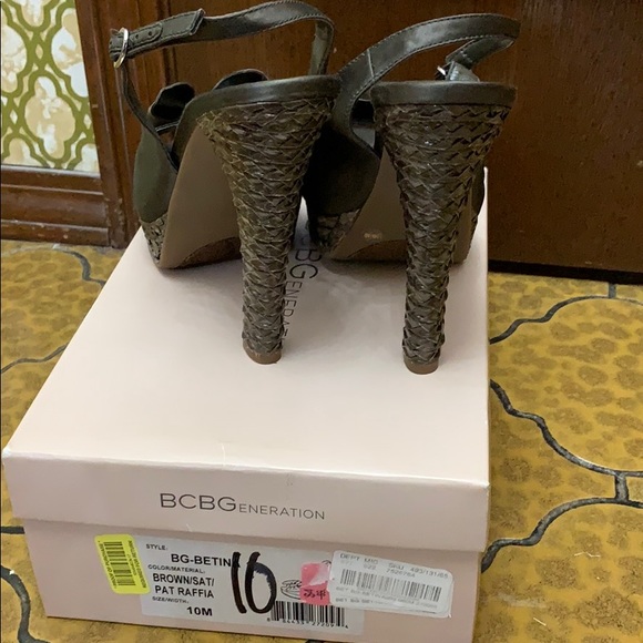 Heels - Picture 2 of 4